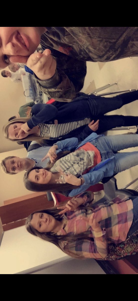 ethan56star's tweet photo. @kourtlyn_tupper Oop https://t.co/BM6K8Y0d32