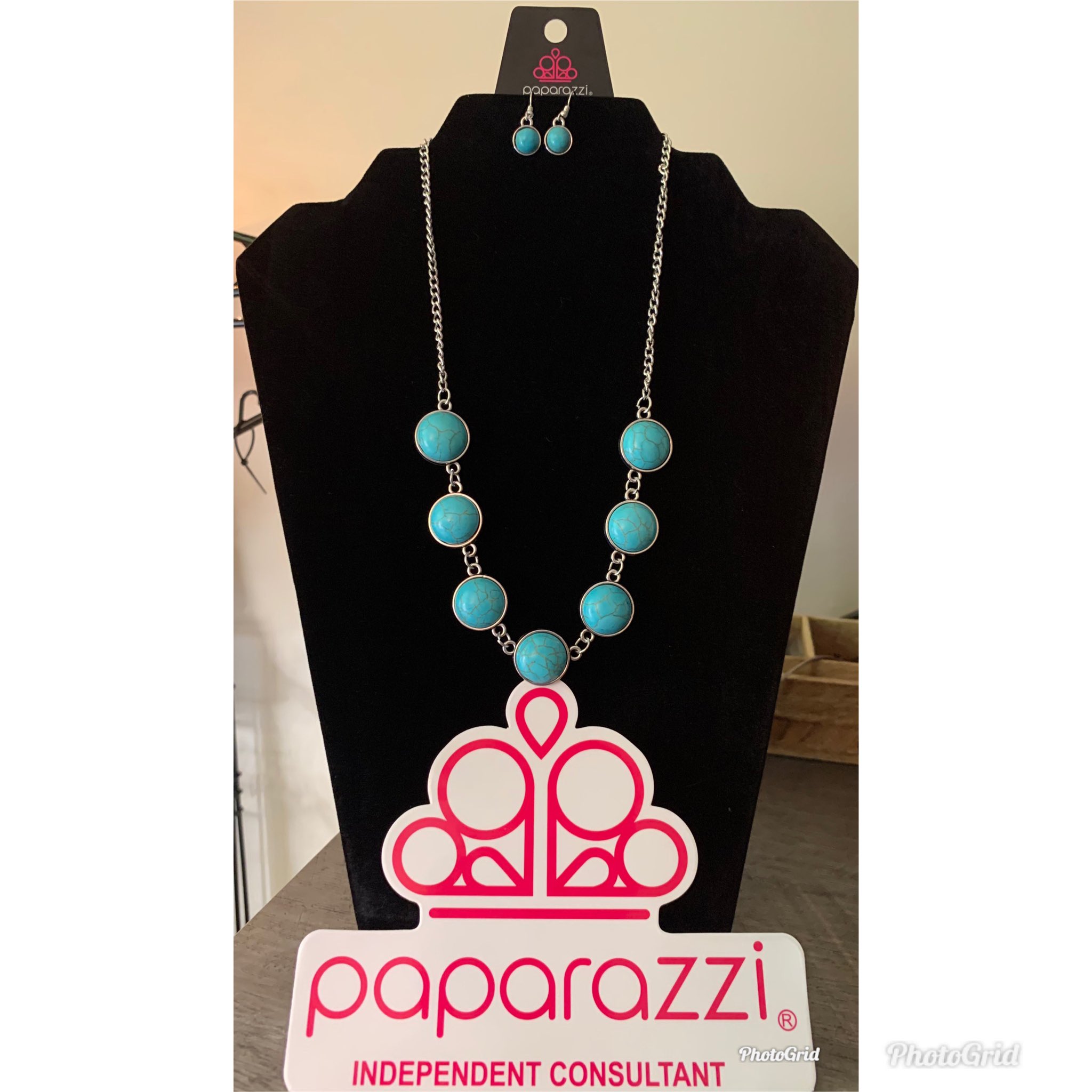 Paparazzi adobe attitude on sale blue necklace