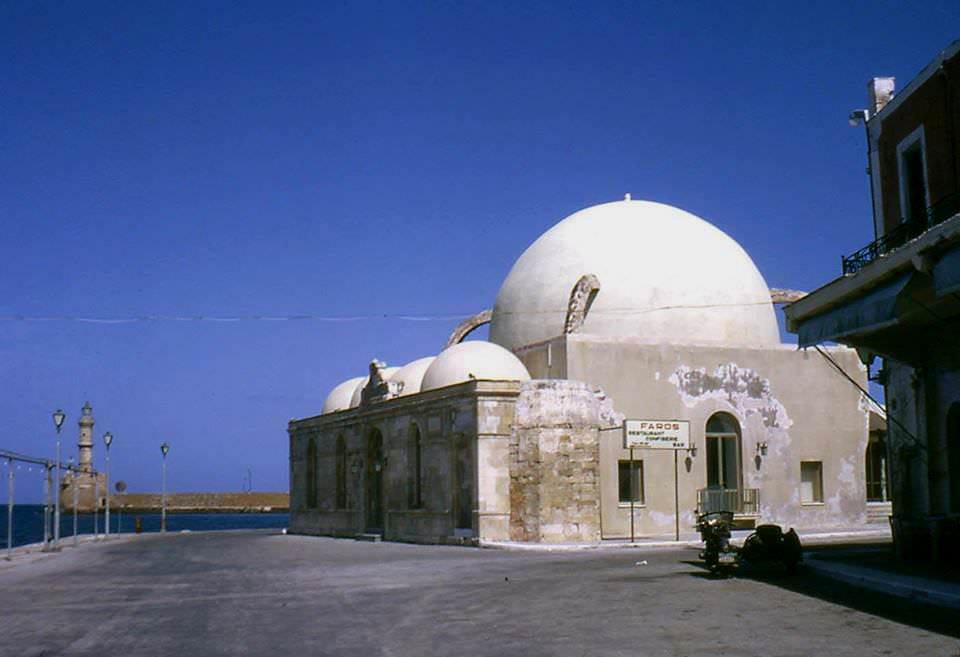 Küçük Hasan Pasha Mosque, Hanya (Chania) CreteAlso known as Yalı or Janissaries' Mosque, built circa 1650. This beautiful sample of islamic art lost its minaret after the genocide of Cretan Muslims and now is used as an exhibition hall