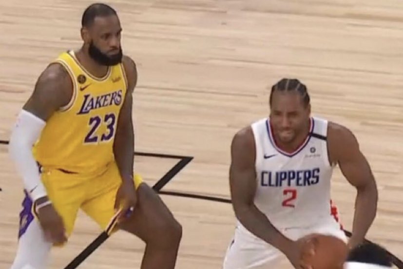 LakeShowYo's tweet image. he wants no part of LeBron lmaoo💀