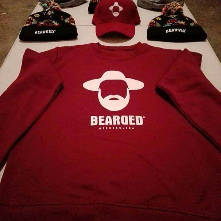 MadroomSa's tweet photo. You've Got The Beard 👍🏾
Now Get the Gear 🧔🏿🧔🏿 https://t.co/WEGGbSrCjj