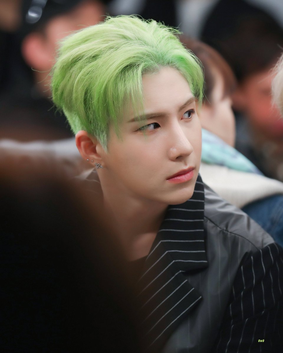 how to sort your bookmarks on twitter, a thread !! <333