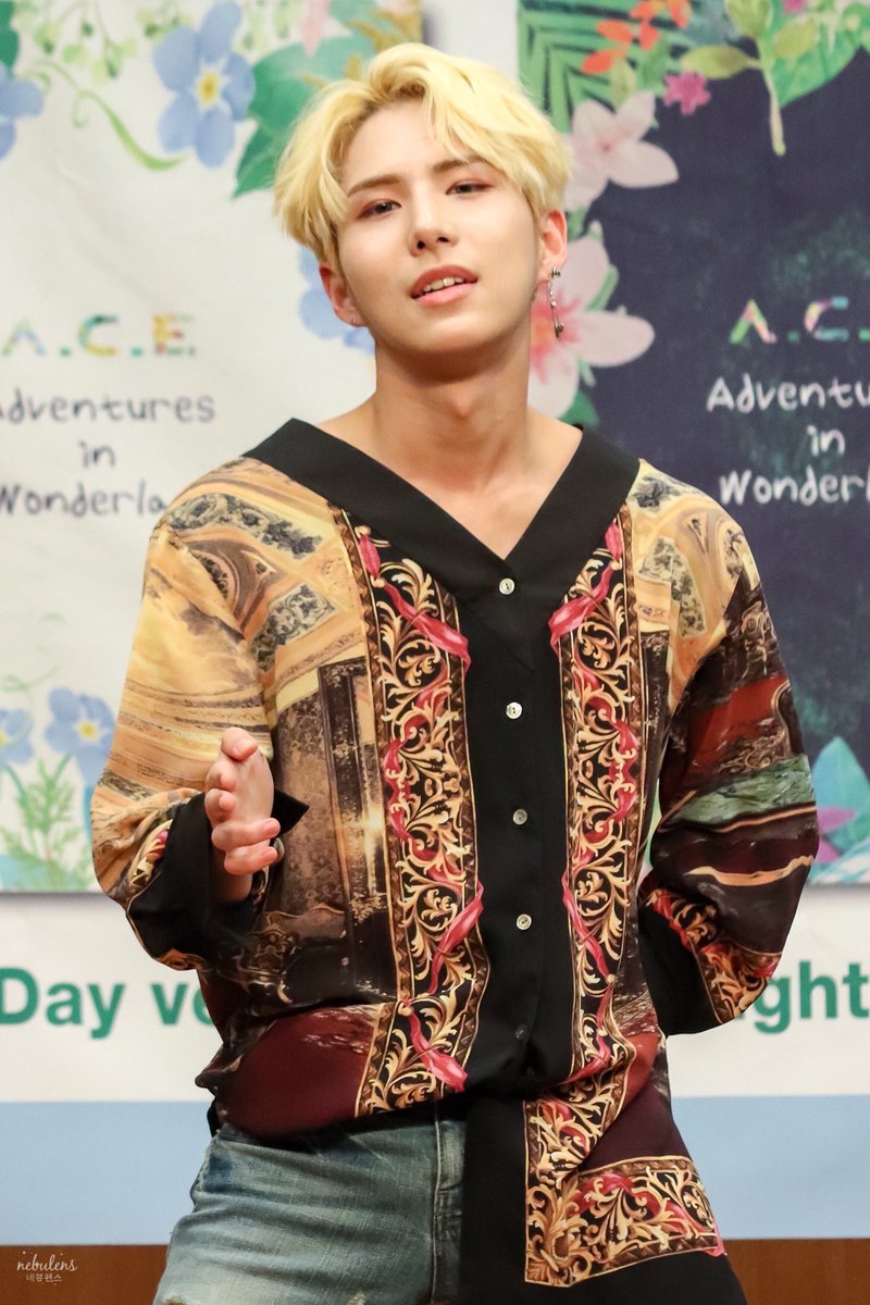 how to sort your bookmarks on twitter, a thread !! <333