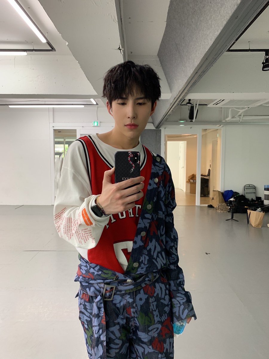 how to sort your bookmarks on twitter, a thread !! <333