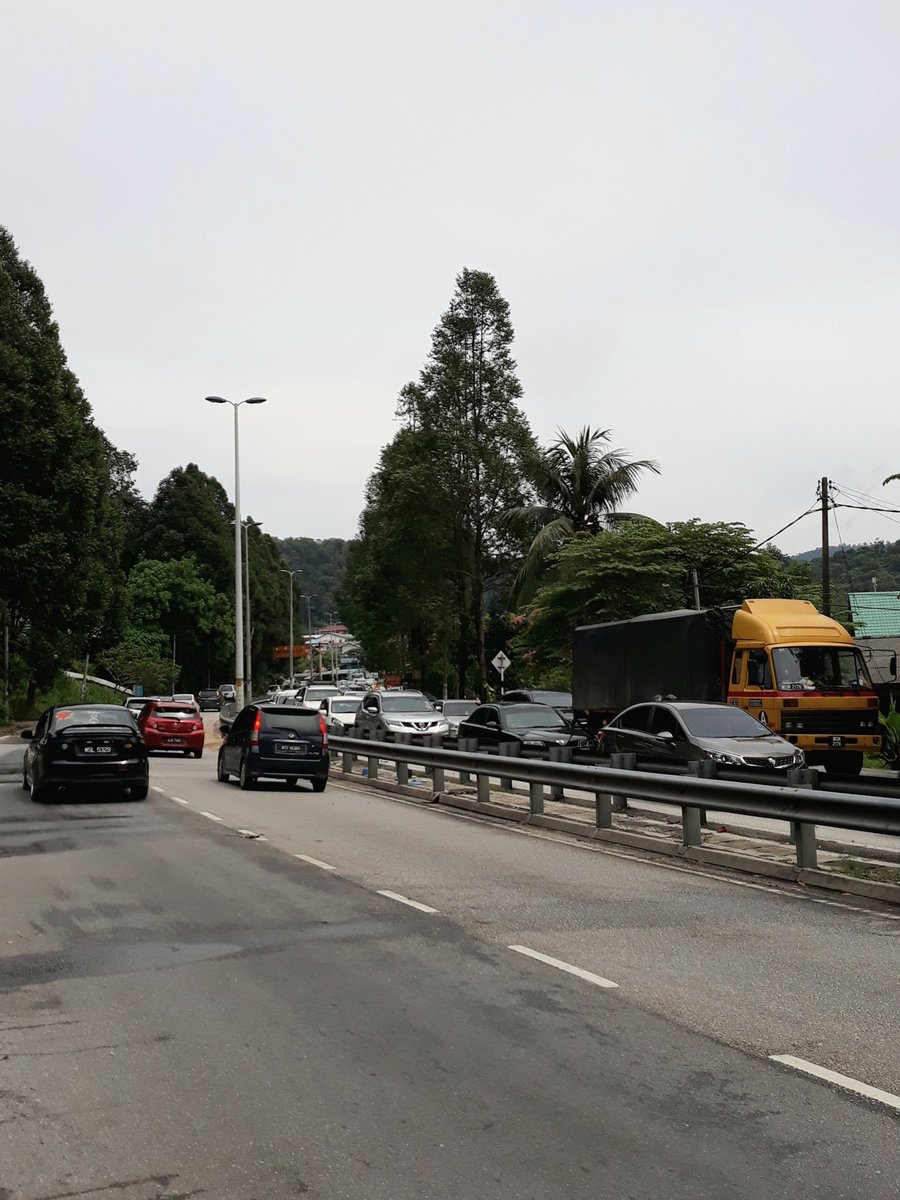 Asal Gombak On Twitter Trafik Di Simpang 3 Batu 8 Sesak Semula Hari Ni Disebabkan Kereta Berpusu Pusu Ingin Menuju Ke Arah Jalan Lama Gombak Bagi Sesiapa Yang Hendak Menuju Ke Sini Sila