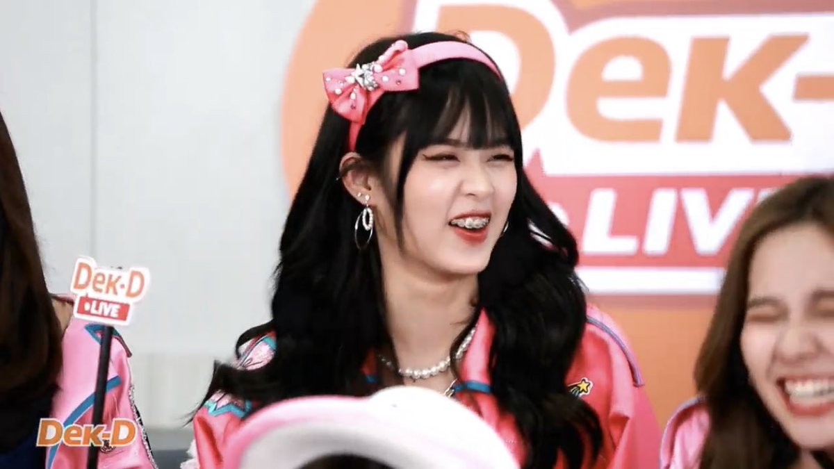 mobye_sertist's tweet image. น่ารักปุ๊กปิ๊ก ดุ๊กดิ๊กที่ฉุกเยย 🥰🥰🥰 #dekdLive #MobileBNK48