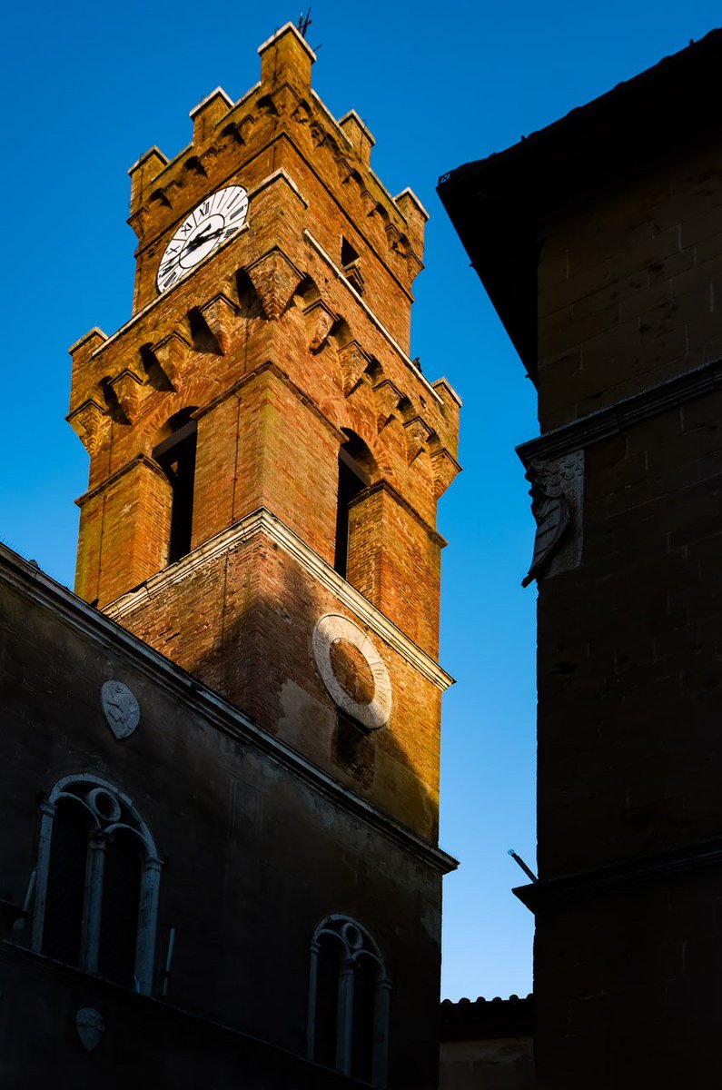 The tower

photosontheroad.eu

#toscana #toscana_super_pics #besttoscanapics #toscana_cartoline #latoscana #toscanaovunquebella #tuscany #visittuscany #discovertuscany #tuscanybuzz #ig_tuscany #tuscanyitaly #tuscanyexperience #shareyourtuscany