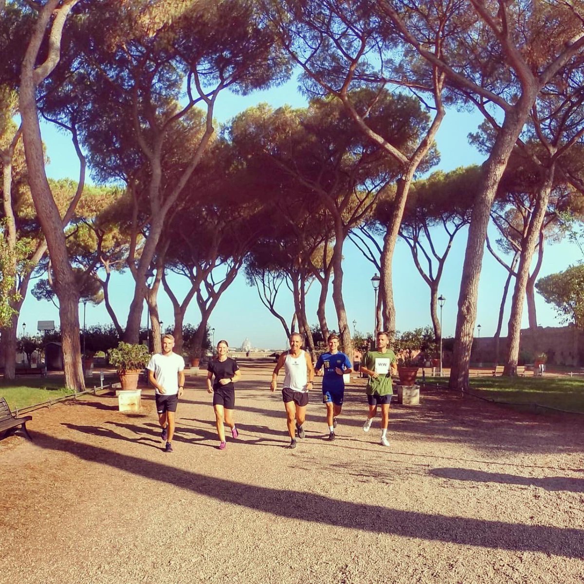 RomaWakeup's tweet photo. WakeupRoma &amp; Spqrun  for a beautiful morning together with our new friends  #runningtours #funrun #runningamsterdam #sightjogging
#instarun #sightrunning #sightjogging #joggingtours #runningguide #runamsterdam #sweatandsightsee #cityrunningtours#spqrun #roma #turismoromaweb https://t.co/5dTVeQVrpX