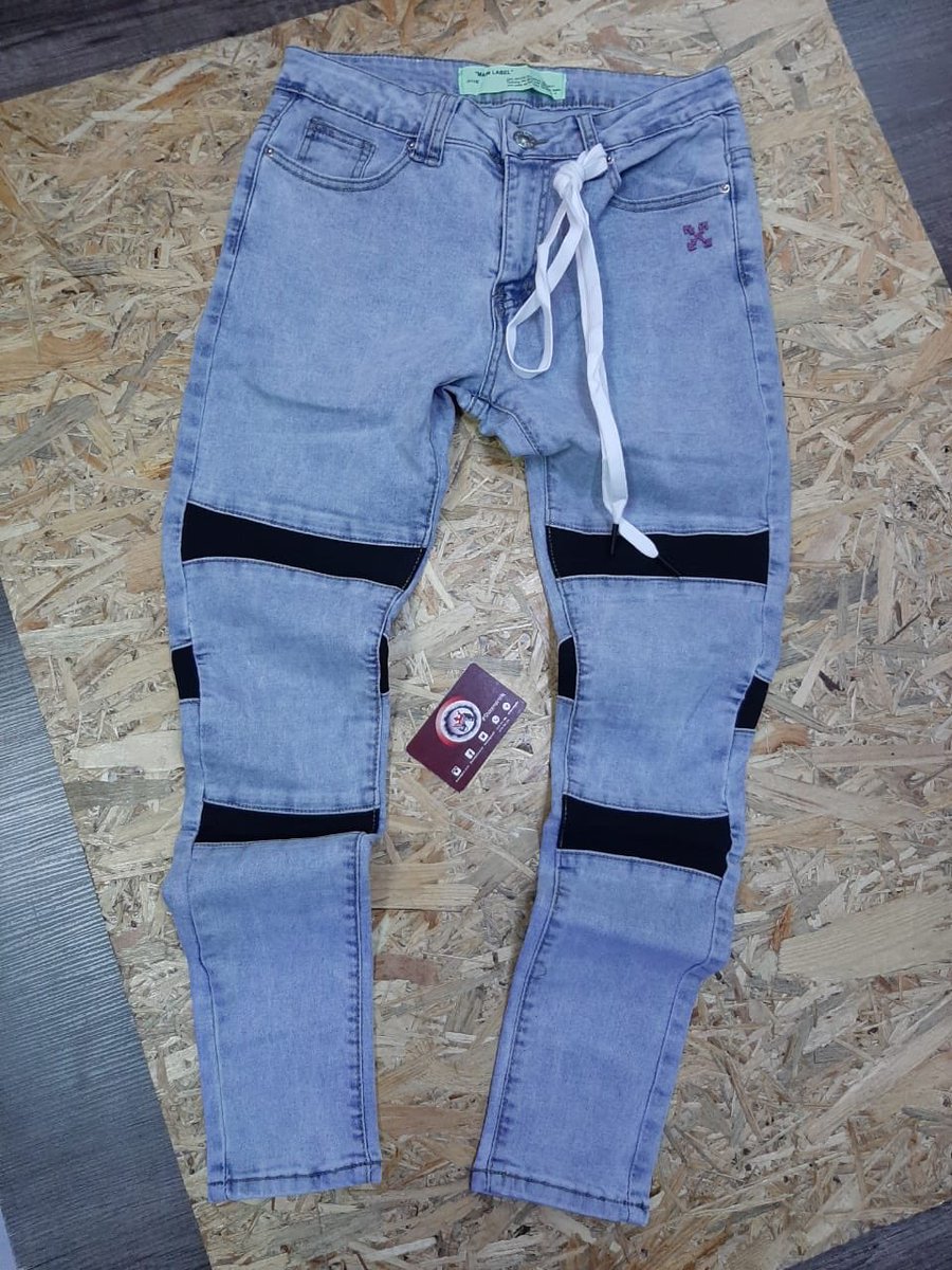shoeempireKE's tweet photo. #FIREFITS  #OFFWHITE 🔥🔥💯💯

 #GETYOURS👇🏾👇🏾
☎️ 254 775 789 779
Whatsapp https://t.co/0ZTcTjYFdD
BuyOnline https://t.co/ubpYFPgWQE
#Offwhitejeans
#jeans
#EidAlAdha 
#Trending https://t.co/vncWLdLL96