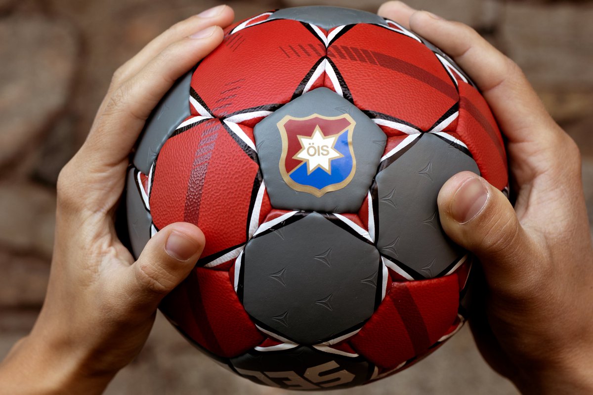 OrgryteFotboll's tweet photo. ❤️ | Idag är en stor dag för Örgryte Idrottssällskap då vi välkomnar en nu förening in i alliansföreningen. Sällskapet går därmed från fyra till fem idrotter i ÖIS-familjen. Vi säger varmt välkomna till @OrgryteHandboll . Följ deras resa! https://t.co/GBTVNFpUpH
