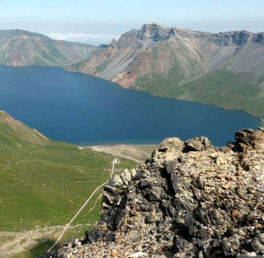 BirkbeckScience's tweet photo. If you’re intrigued by #volcanoes or #internationalpolitics you’ll not want to miss this #BBKInspires talk on North Korea's Mt Paektu by @BBKEPS Dr James Hammond – book your place for Aug 11 7.30pm
https://t.co/M75nwzRa0N https://t.co/nt4WLXblJe