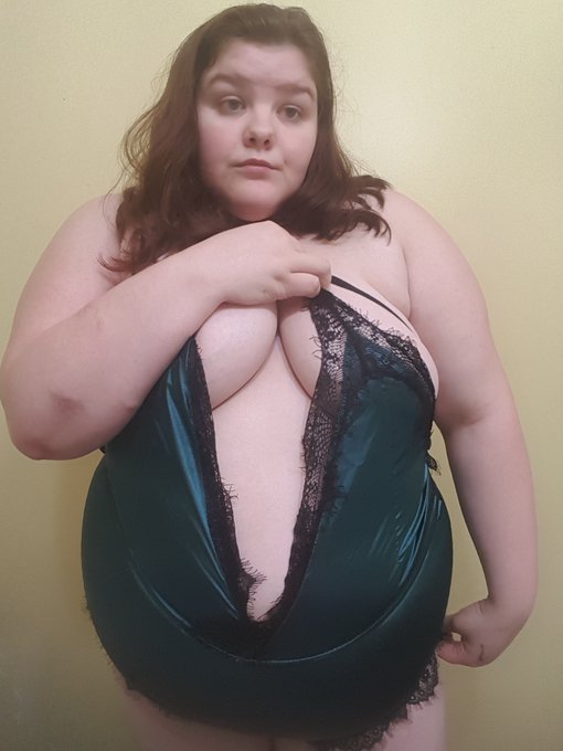 Cum say hi! It's actually free tho and my free wall is so freaking hot   https://t.co/6UbgAiE2Cb @friskvip<a href="/tag/manyvids"class="tags"><span>#manyvids</span></a>