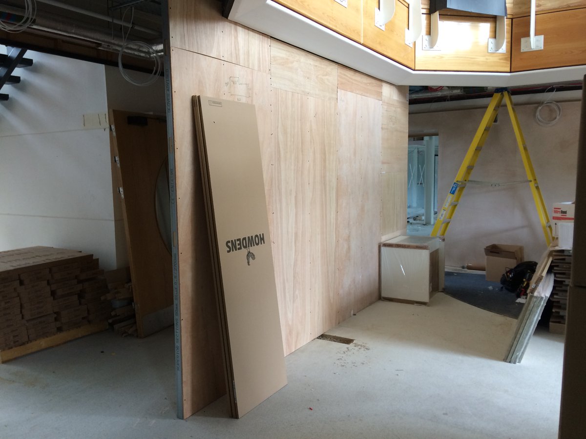 chameleonbusint's tweet photo. Project update! 👷‍♀️🛠️

Things are full speed ahead at our @Ideagen_Plc project in Nottingham. This week more painting has been done and work has started on the reception area! 

#onsite #workinprogress #peopleinspired #workspace #commercialinteriors #fitoutinteriors https://t.co/2EUFFyT5V8