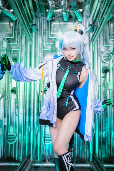 コスプレイヤーシスルのTwitter画像37