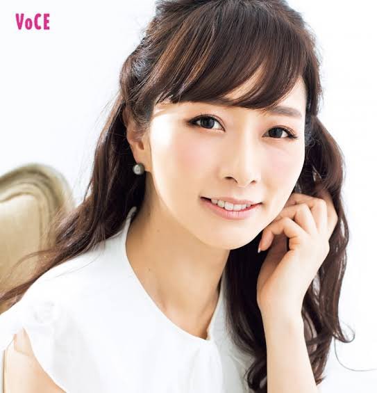 Twitter 上的 みりん 田中みな実ちゃん行きつけのネイルサロン は ロングルアージュ ネイルケアプロダクトも出してるけど いつも品切れで買えない ジェルではなく 自爪を綺麗にしてくれるサロンだそう T Co Glcrvb2wn0 Twitter