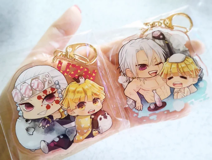 アクキー来ましたーーー!!!
おっきい!!!!!!?????? 