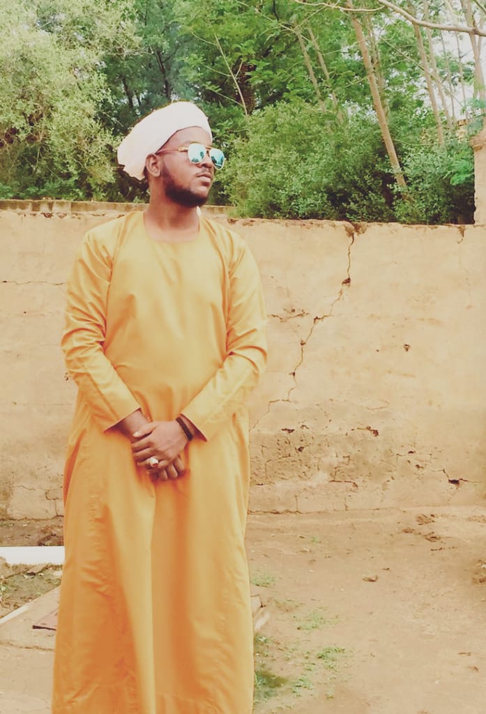 iamahmed888's tweet photo. Happy Eid 🖤 👑 https://t.co/ZDiNJLLK6z