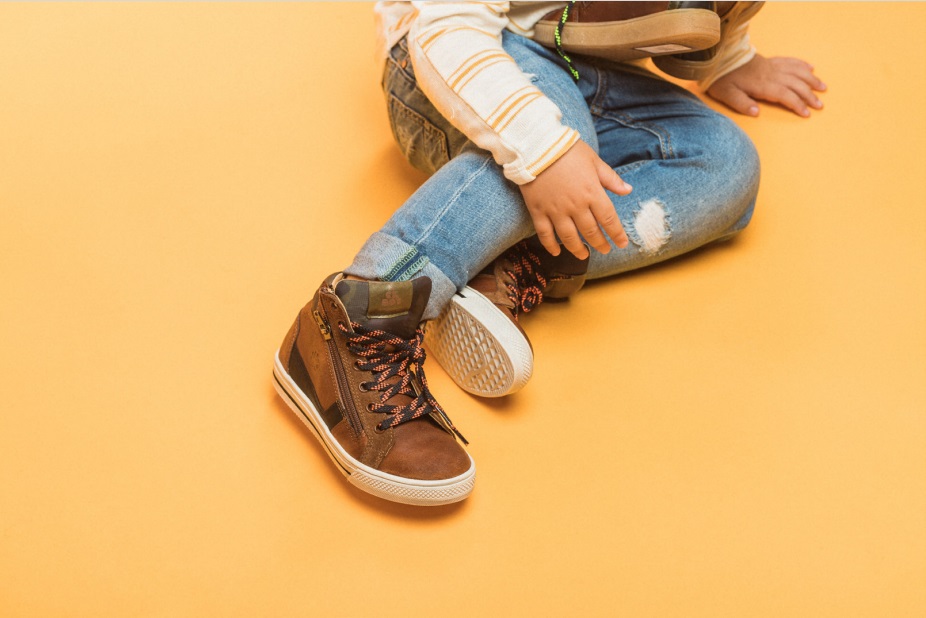 acebosshoes's tweet photo. NEW IN : les baskets montantes avec fermeture éclair ! 😍

Elles font leur retour pour cet hiver, retrouvez-les sur notre site !
👉https://t.co/ZGz8tTfhHW

#acebosshoes #kidshoes #H2020 #trendykids #mode https://t.co/5y8KY4PIN4