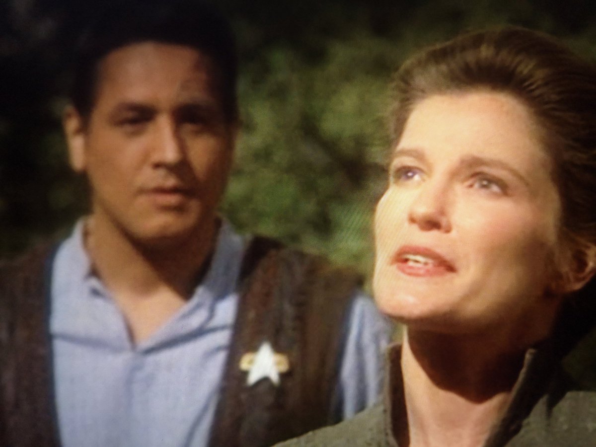 Birgit65941468's tweet photo. Day 31. Last day of 31 days of Chakotay! Thank you all so much, it was a fun experience. Just some of my favourites as a wrap... Chakotay is wonderful, and together with KJ they are perfect! ๐โค๏ธ๐
#31daysofchakotay #Chakotay #StarTrekVoyager https://t.co/NEbg6d1nsn