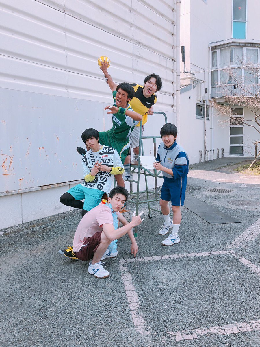 GANMO_tooo's tweet photo. #ハンド全力
本日から全国公開です！
僕にとって初めての経験しかなかった作品、人生を変える事になった作品です。
皆さん是非映画館へ！！

最後の写真は野菜嫌いな共演者の分も食べてる俺です。。 https://t.co/lgMjanWPi1