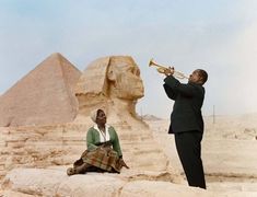 ktanaka13's tweet photo. “Music is life itself.  What would this world be without good music?  No matter what kind it is.” -  Louis Armstrong
#fridaymorning  #FridayMotivation   #musica  #music https://t.co/Jf0BDWqQXo