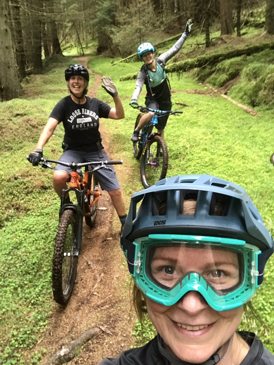 ficaryl's tweet photo. Took the week off to play bikes in Innerleithen, Banchory &amp; Ballater. Was (very much needed) fun #bikesmakemehappy #scotlandmtb #ferdagirls https://t.co/PxEcTxuai6