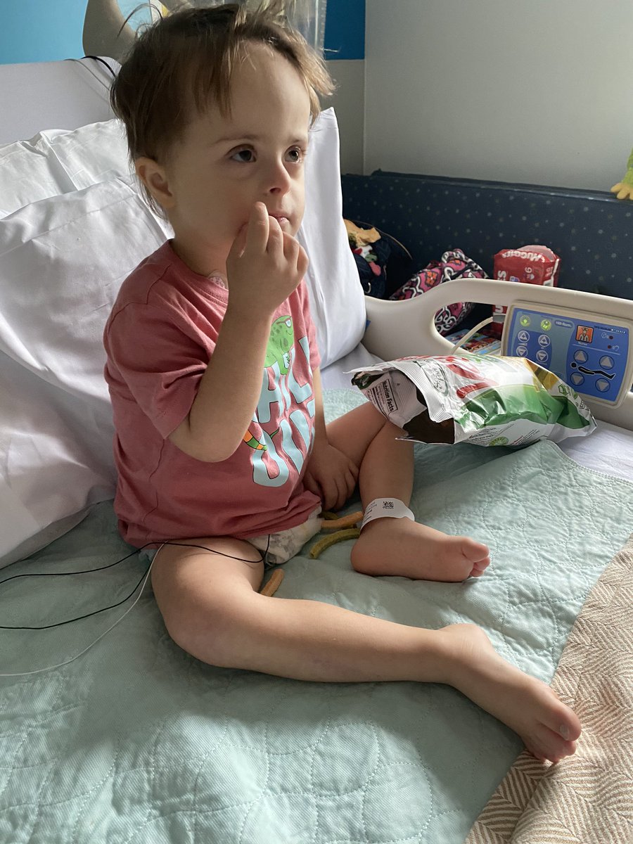 Grahams_jrnyDS's tweet photo. Graham had an LP this morning with an intrathecal chemo treatment. He woke up saw me and said “chip!” Sweet baby was hungry and thirsty. Hopefully we will be going home tomorrow! #DownSyndrome #Leukemia #prayforgraham #nothingdownaboutit https://t.co/x8w1M5SDa6