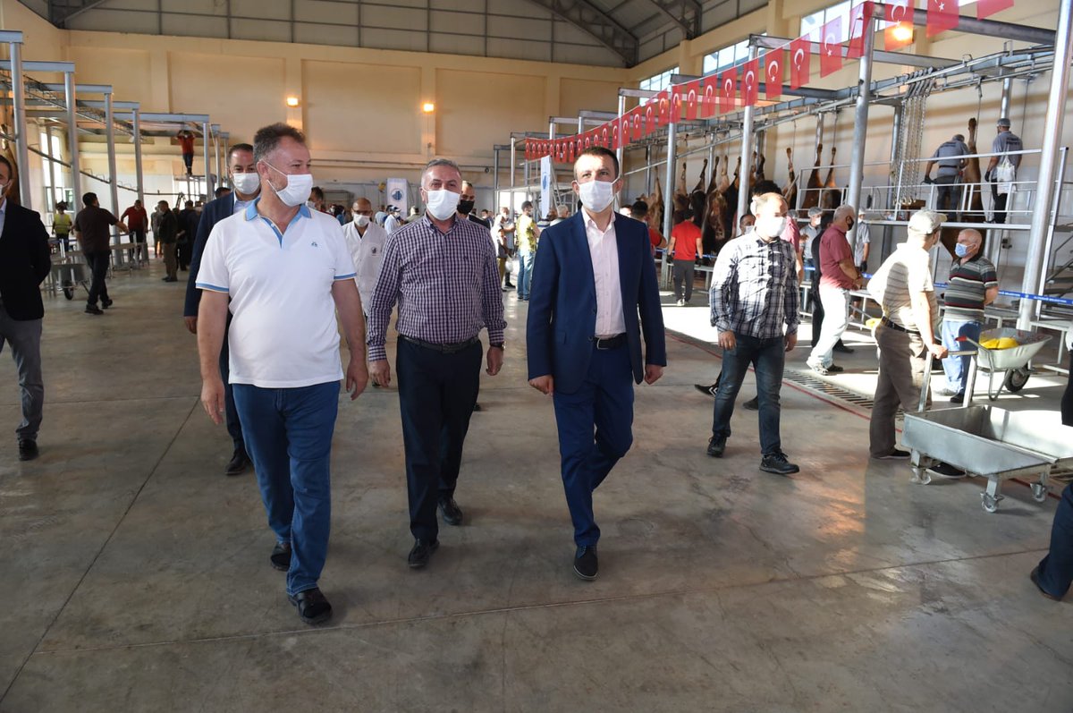 asimbalci's tweet photo. 📍Altındağ Kurban Kesim ve Satış Alanı'ndayız

Altındağ Belediyesi olarak tüm önlemlerimizi aldık. Hemşehrilerimizin huzurlu ve sağlıklı bir şekilde ibadetlerini gerçekleştirmesi için canla başla çalışıyoruz

#HayırlıBayramlar https://t.co/3uMmP0b1gp