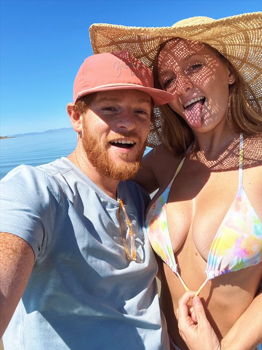 Not gonna lie. Meeting fans is dope. Thank you guys for being the best. 🙌🏻 https://t.co/y06O10i1JK