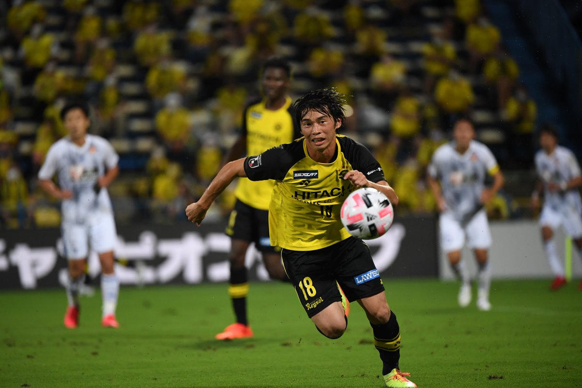 柏レイソル公式試合速報 明日8 1 土 はアウェイで名古屋グランパス戦 18 00キックオフです アウェイゲームは是非daznやこの試合速報を見ながら応援して下さい 好調の名古屋が相手ですが 4連勝を目指し闘います 応援よろしくお願い致します