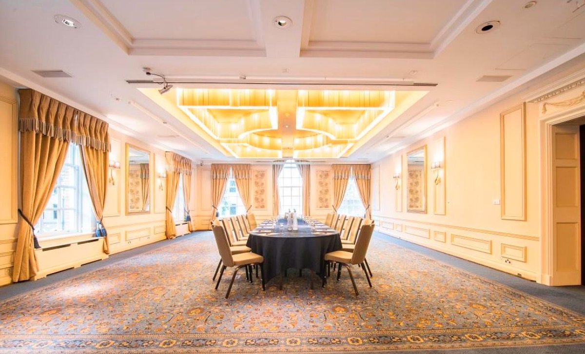 Hurrah! Enquiries are picking up for the last remaining dates in September for the Johnnie Walker room now only availbale on Fri 4th, Mon 7th, Mon 14th, Tues 15th, Weds 16th, Thurs 17th, Tues 22nd Thurs 24th September.  October dates for larger #events also available.