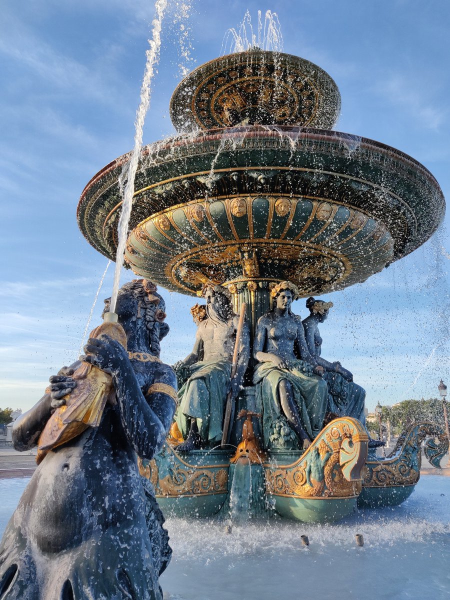 OnePlus France tweet media