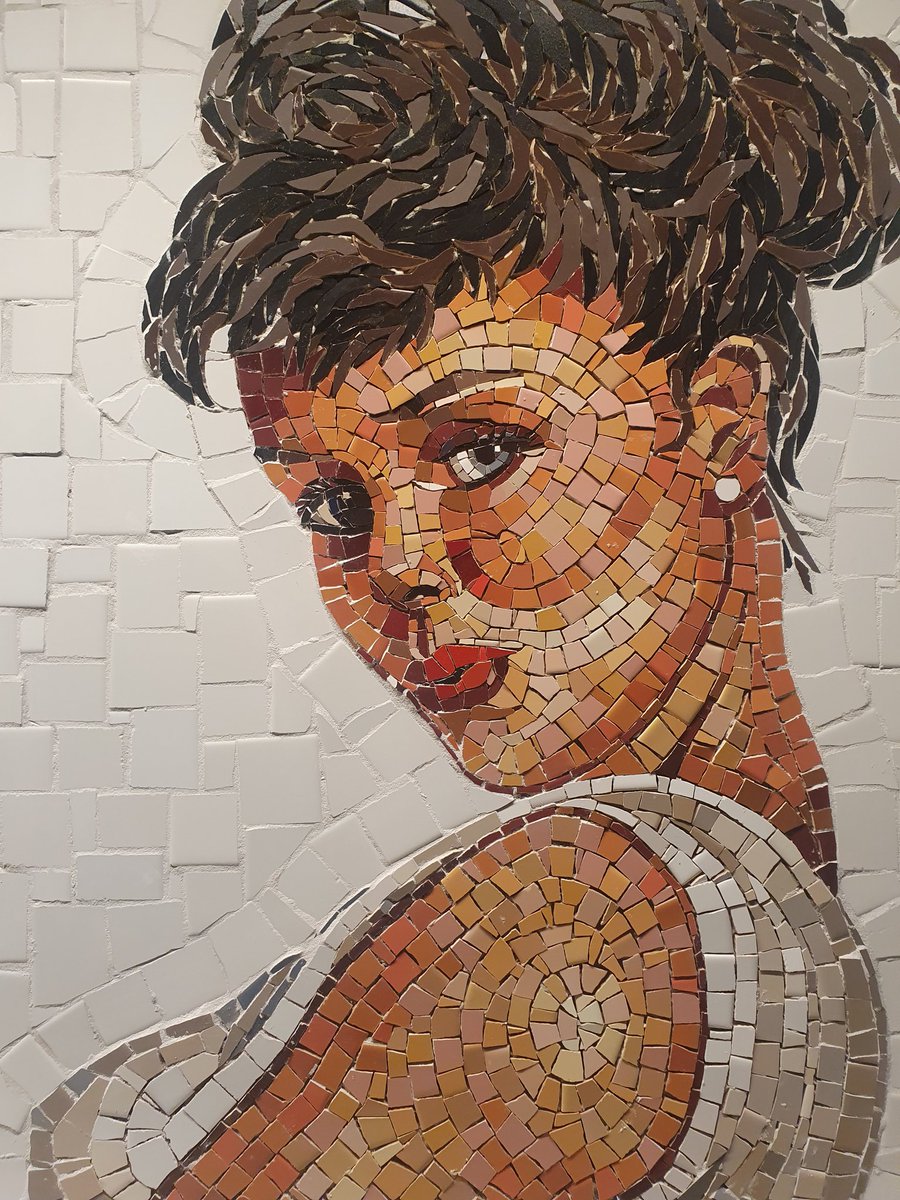 Bientôt le plus plus grand bar en ruftop 

Deux lieux en un puisque le <a href="/cafeoz_bar/">Cafe Oz Australian Bar</a> sera le seul gestionnaire
Les travaux sont en cours sur le toit de la <a href="/citemodedesign/">Cité de la Mode et du Design</a> #paris13

#Le13QueJaime