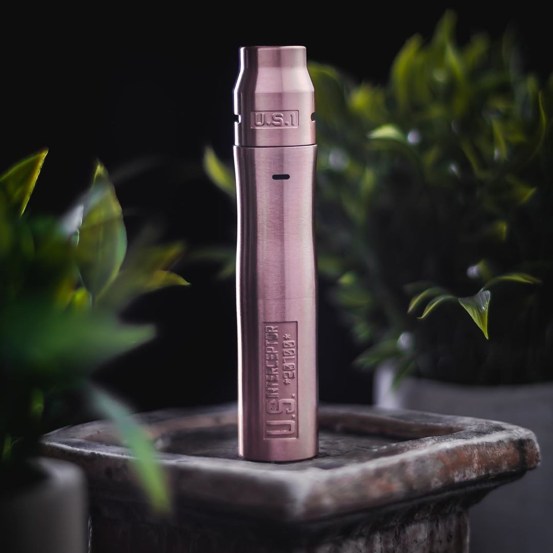 jenniferAlvarw's tweet photo. 📸@pixelmesses 
U.S.1 V2 atty paired with the 20700 interceptor tube mod
All this and much more
https://t.co/VBYRb7cE0o

#vapefamily #eastcoastvapers #worldwidevapers #coilprn #cleancoils #vapeordie #vapepics #vapefamous #vapeallday vape #vapes #canadianvapers#vapelove #coilbuild https://t.co/dWvbSHDYGm