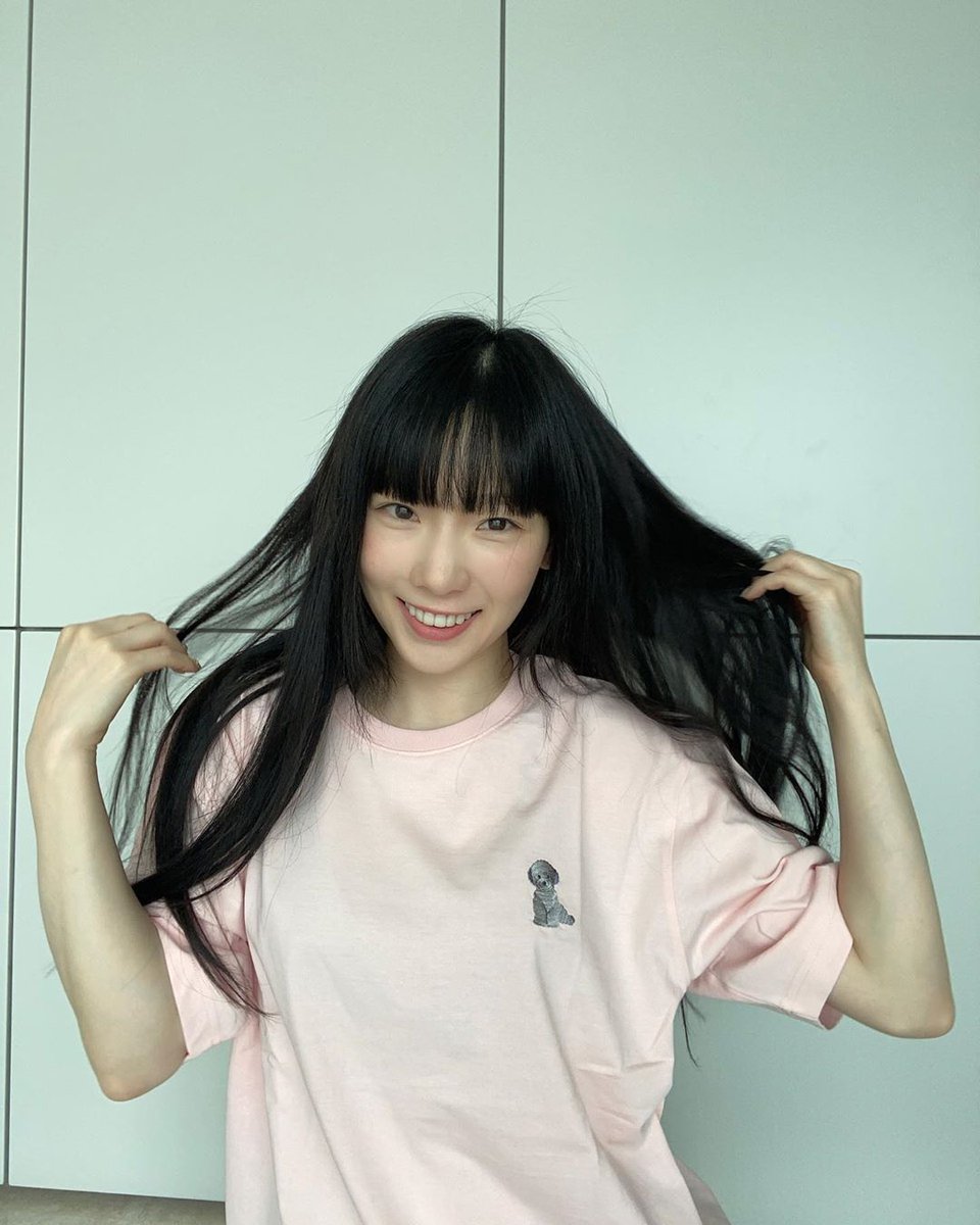 309KTYSS's tweet photo. 200731 Taengstagram -1
🐶📸 #제로야사랑해 @ Zero.taeyeon
https://t.co/qq28KqTbnC
 #태연 #Taeyeon 💜 https://t.co/ZnZWenmwgC