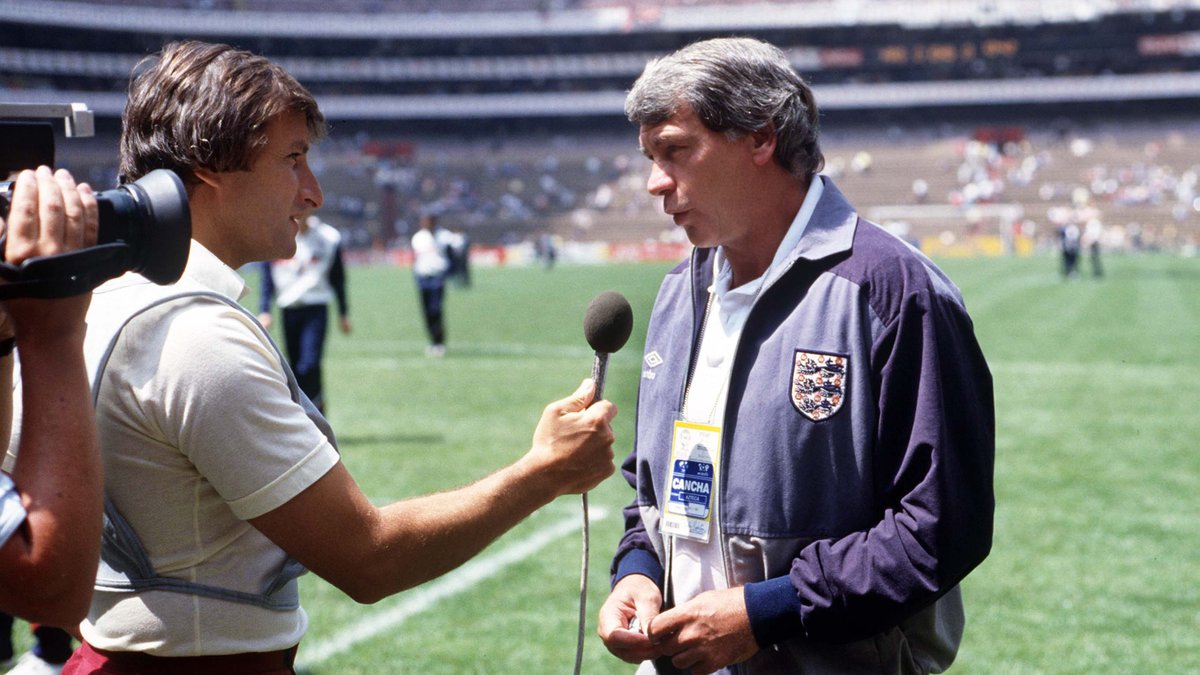 Never forgotten ❤️

It's 11 years since Sir Bobby Robson, a legend of the game and an iconic #ThreeLions figure, sadly passed away. You are greatly missed, Sir Bobby.
