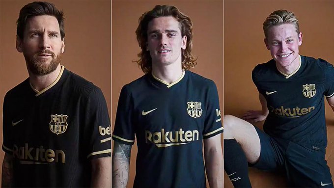 Photos Barcelona Unveil New Away Kit For 21 Season