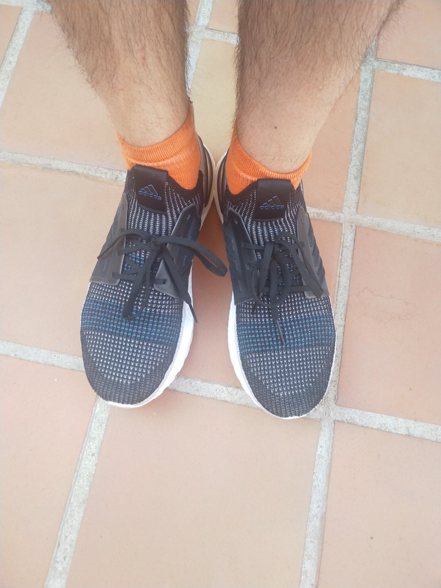 JesusFraileArda's tweet photo. Después de 10 @Nike seguidas, hoy toca probar las #ultraboost19 de @adidas_ES 
Contento con la elección...buenas sensaciones en estos primeros kilómetros https://t.co/uhPdMeVvEz