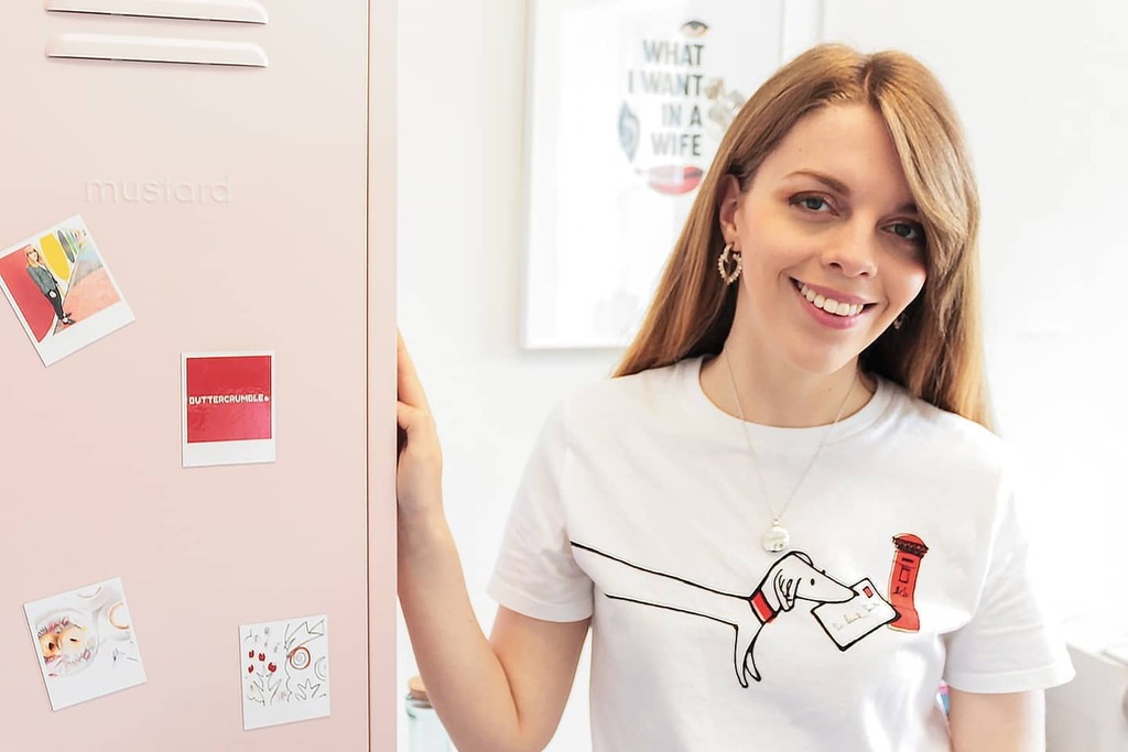Buttercrumble's tweet photo. #FridayIntroductions 👋 Hello! Abigail here. It's Yorkshire day tomorrow (August 1st) and I'm so proud of our home county. Why? The connectivity, community and creativity! 👯 Are you a fellow Yorkie? What will you be celebrating?
✨
#Yorkshire #Yorksh… https://t.co/OWbYYMuv5v https://t.co/dO2ygU820Y
