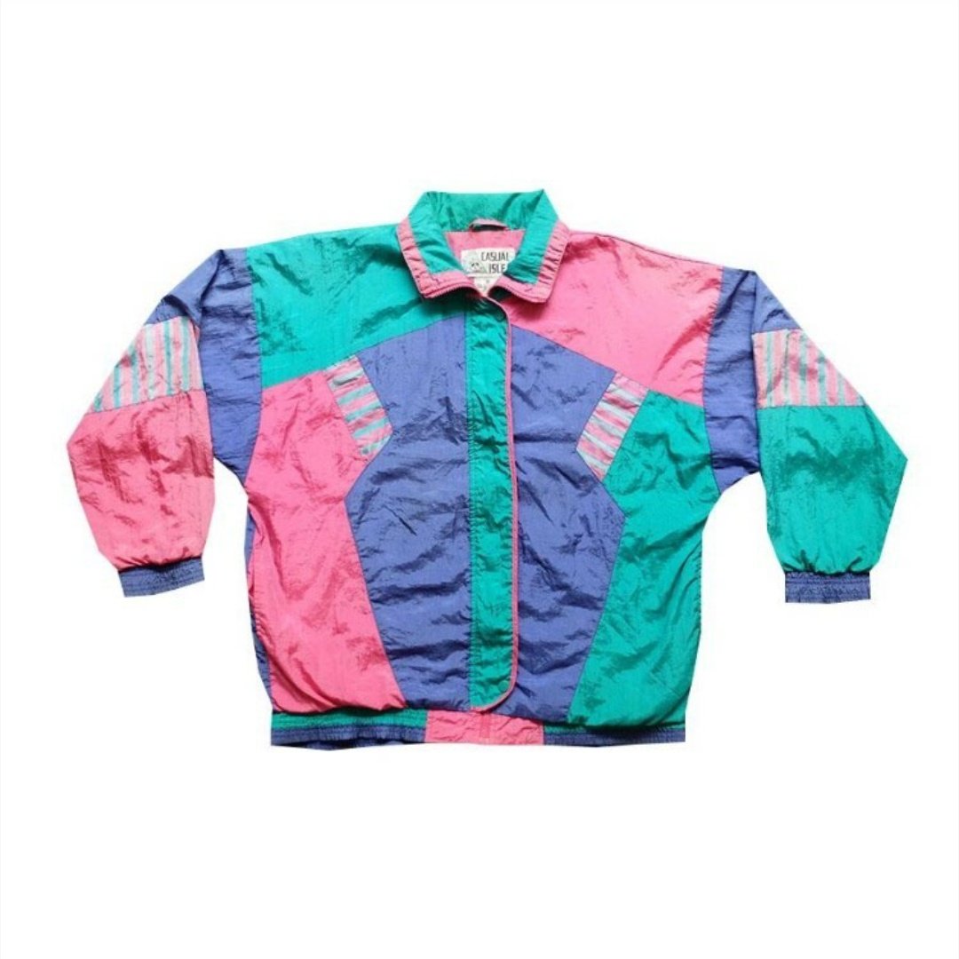 iLoveLGBTmovies's tweet image. 💥Merch Alert💥 Guys andito yung ibang wardrobe nila kaso sold out na yung rainbow windbreaker huhuhu.  Check nyo IG nila #HelloStranger #HelloStrangerEP6 #TheYoungPadawans #TonyLabrusca #JCAlcantara #XavMi