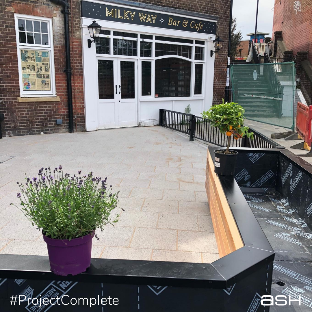 AshContracting's tweet photo. #ProjectComplete

After returning to the @fellowshipstar to renovate the outside area of the Grade II listed building, the beer garden is open for business 🍺 Have a look at these images of the works just before the completion 😍

#AshContracting #Construction #SouthEast #Listed https://t.co/0j9lFWf2ot