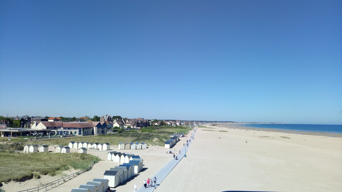 TravelsAndLove's tweet photo. #Ouistreham en #Normandie 😍
#FranceMagique #MagnifiqueFrance #EnFranceAussi #PromenadeEnFrance #BaladeSympa #TravelAndLove https://t.co/uL1MIyfBJR