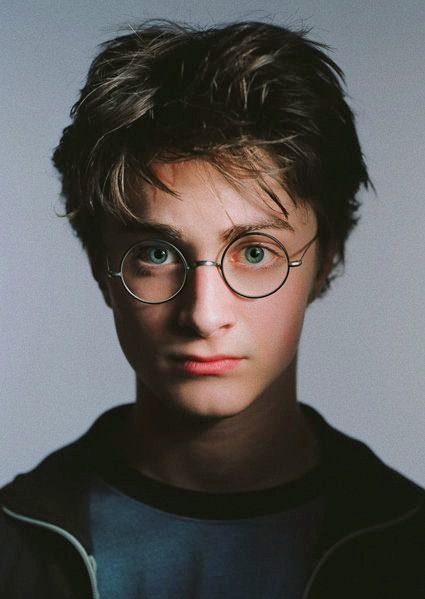 ikon131phile's tweet photo. Happy birthday, Harry Potter! 🎉🎉 The boy who lived. ❤️ 
#HarryPotter ⚡ https://t.co/uJZ0yB1Khk