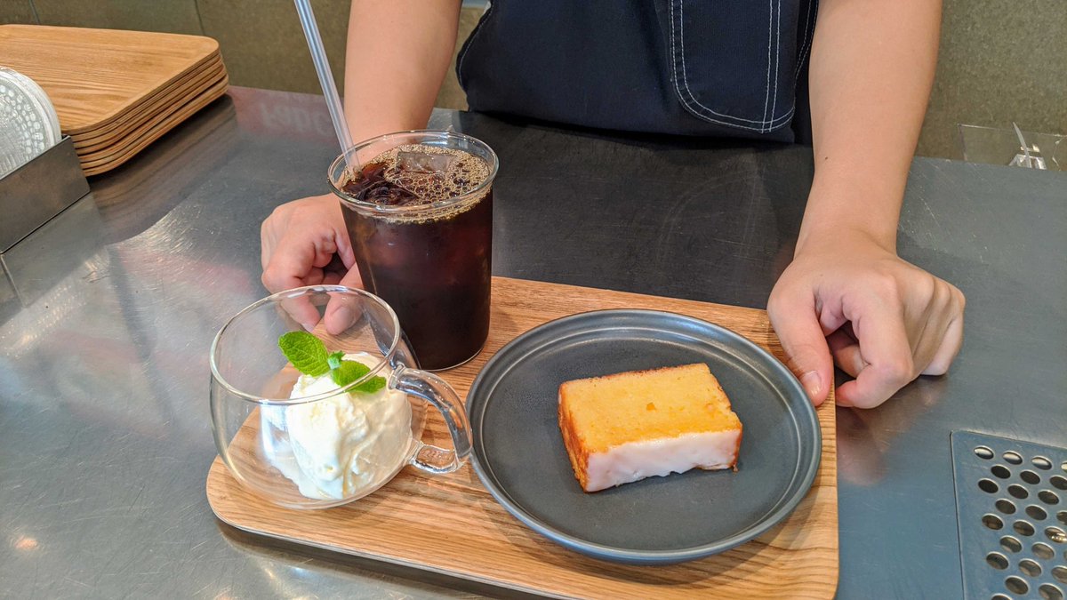 Fabcafe Pm限定 Fabcafe Tokyo限定 スイーツセット アイスコーヒーに 飛騨の牧成舎のアイスクリームに 塩レモンパウンドケーキ