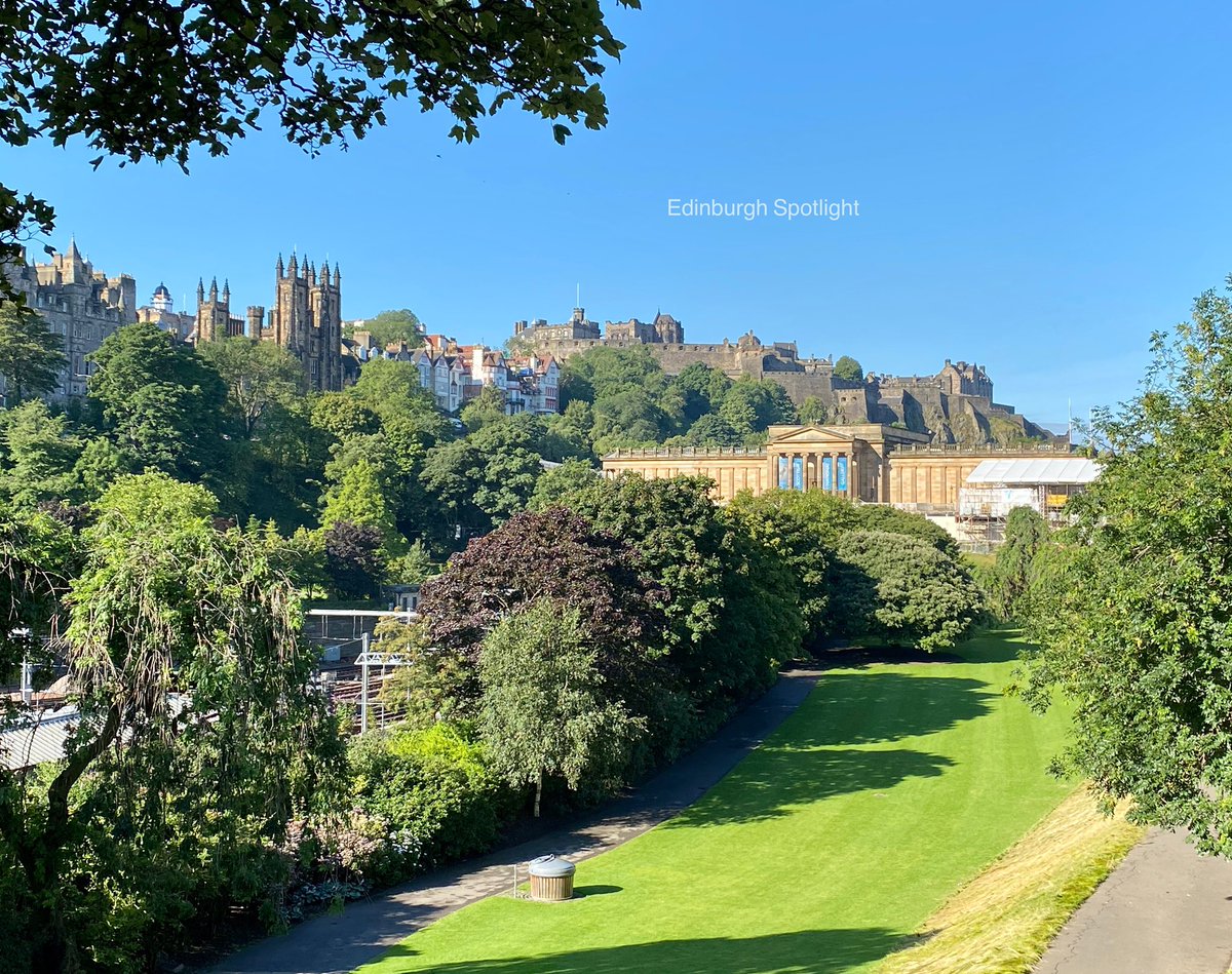 Good morning from a warm and super sunny Edinburgh. It’s the best wee city in the world 