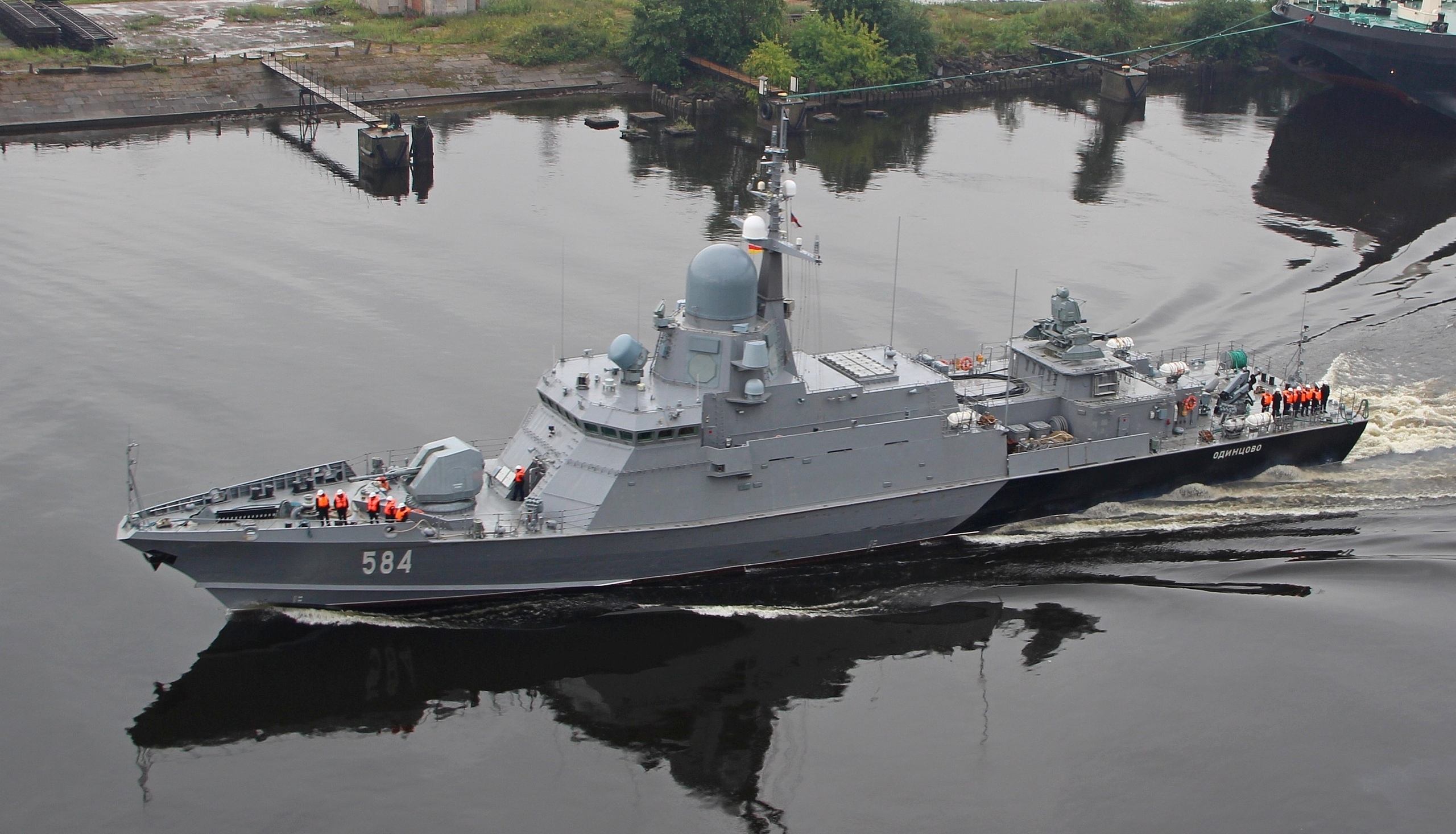 Project 22800: "Karakurt" class missile ship - Page 37 EePYL-mXgAAgmtZ?format=jpg&name=4096x4096
