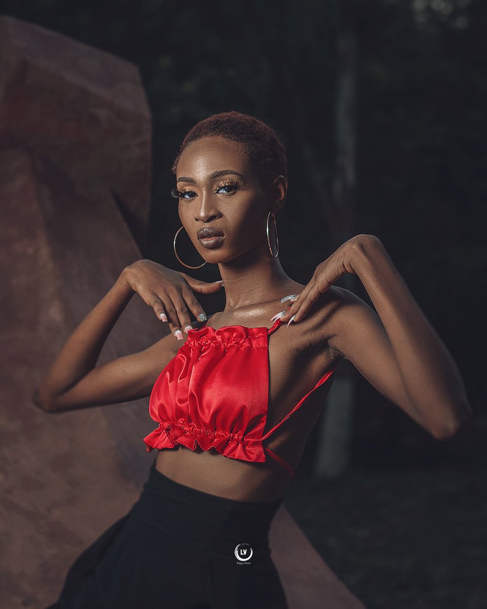 Loxy_visuals's tweet photo. Draw the art you want to see

https://t.co/UelbQubEhY

#loxyvisuals #photographer #photography #photooftheday #explore #EidAladha2020 #bbnaija2020lockdown https://t.co/HKfogXwt7r