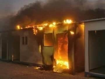 Protestors buring infrastructure of the border management staff.