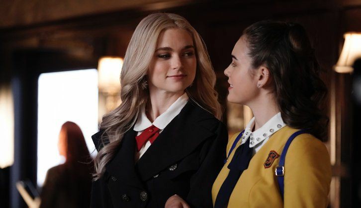 #specialFF to my lovely dear sister @Brokensiphoner I will always stand by her side and protect her always. Love you sister