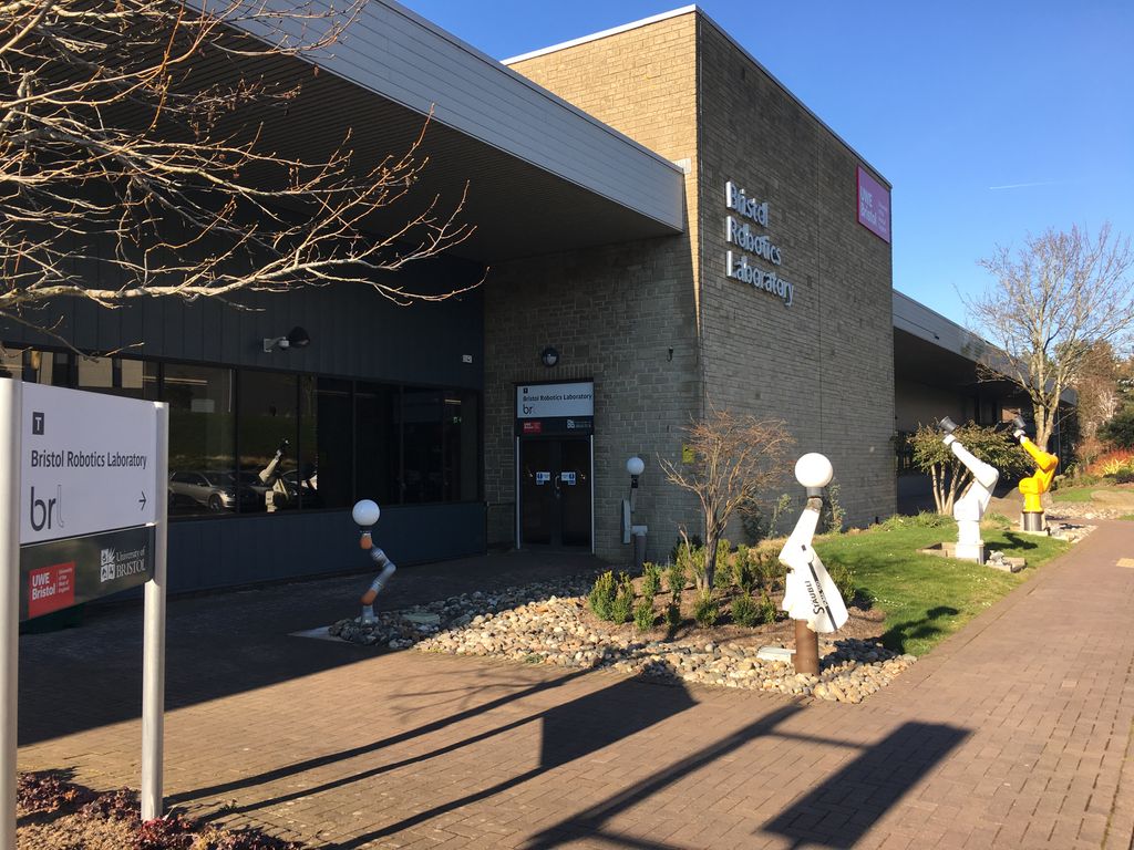 BristolRobotLab's tweet image. *New Job Opportunities at BRL*
We currently have FIVE new exciting Research Associate vacancies available at the lab: buff.ly/2EudWjG

*Please RT*
#Jobs #research #Robotics #bristol #vision